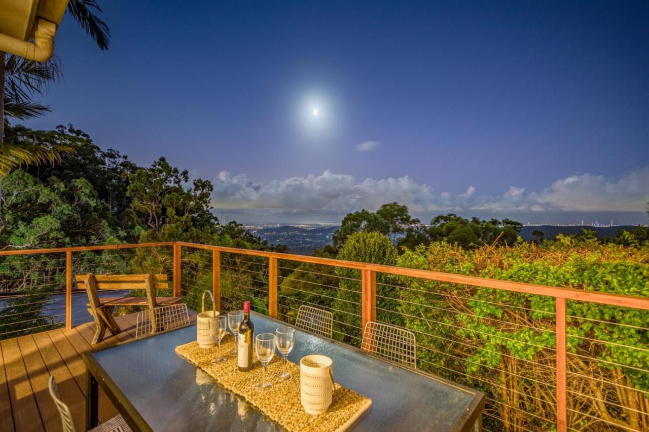 The Hillside Retreat Hotel Mount Tamborine Exterior photo